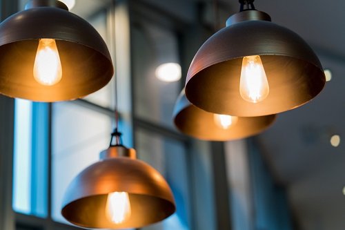 Ánh sáng trong phong thủy: Bí quyết đón tài lộc miễn phí