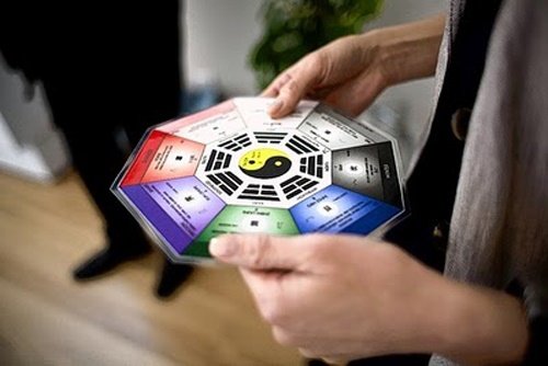 Dùng gương bát quái sai cách: Những hệ lụy khó lường cho gia chủ