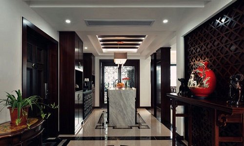 Bày bình hoa ở huyền quan để gia đình bình an, hạnh phúc