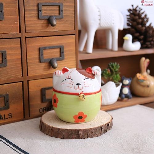 bày mèo thần tài ở cửa hàng