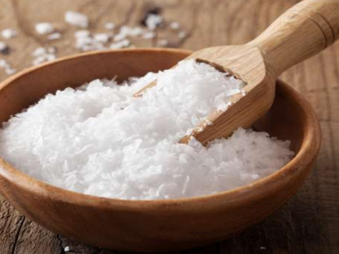 Bí quyết dùng bát muối phong thủy để chiêu tài đón lộc