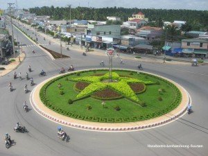 Phong thủy nhà đối diện vòng xuyến: Tốt hay xấu?