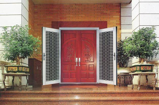 8 kiêng kỵ khi làm cửa nhà để tránh xui xẻo, đón tài lộc