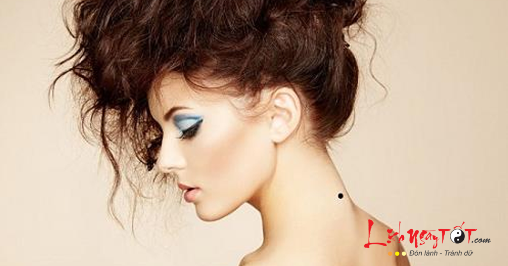 Nốt ruồi ở cổ có lỗ tiền chôn: Điềm báo giàu sang hay xui xẻo?