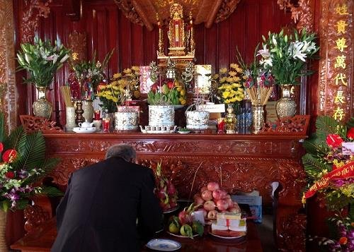 phong thuy ban tho