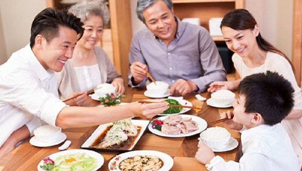 Phong thủy phòng ăn giúp gia đình đón Tết Trung Thu viên mãn