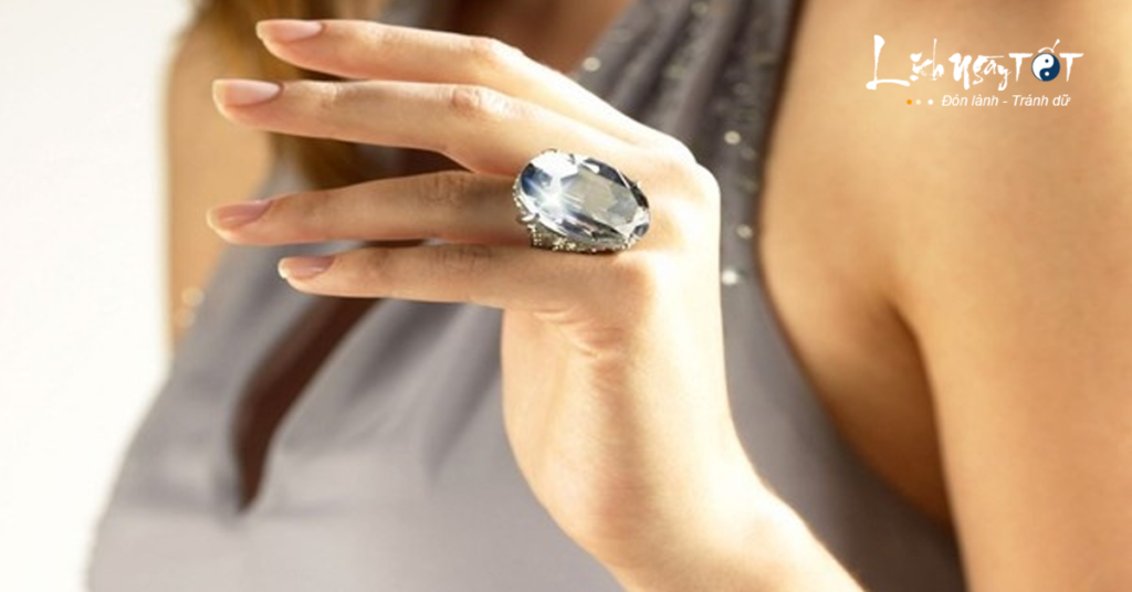 Xem tướng bàn tay: Những dấu hiệu báo trước bạn được thừa hưởng gia tài