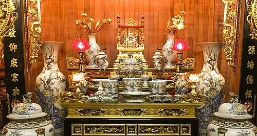 Hướng bàn thờ hợp tuổi cho 12 con giáp