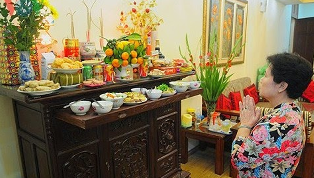 Hướng bàn thờ tuổi Mùi chuẩn phong thủy giúp gia đạo bình an